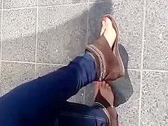 Public Feet 52