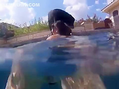 Pussy play in pool