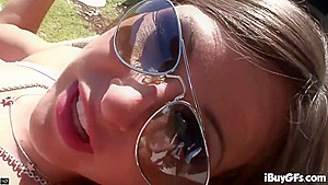 Rachael Roxx In With Perfect Body Behind The Scene
