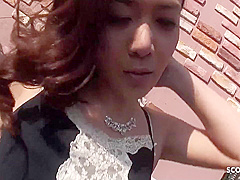 Rich Japanese Mature Seduce Her Driver To Quick Swallow Blowjob