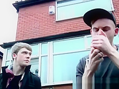 Romantic twink gay sex xxx Sexy Kai climbs in out of the rain and wind