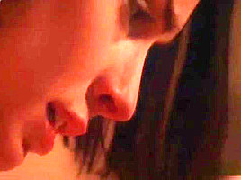 Ruta Gedamintas - Laura Fraser - Lip Service s01e06 - 01