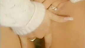 Seducing whore comes with a blowjob