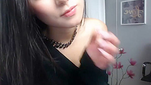 Sexy Brunette Masturbates in the Chat
