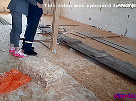 Sexy Wife Paid The Builder For Repair With Hot Sex