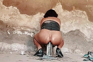 Shemale Elizabeth Breaks Her Ass With 1 5 Liter Bottle Extreme Anal Insertion