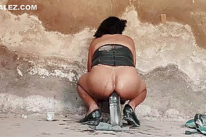 Shemale Elizabeth Breaks Her Ass With 1 5 Liter Bottle Extreme Anal Insertion