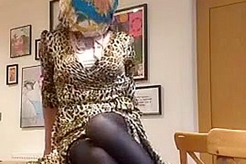 Sissy Scarf Self Bondage