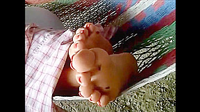 Sleepy foot fetish & Furious Flies