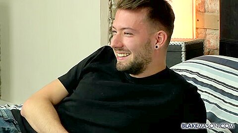 Slow Stroking With Zach - Zach Connors