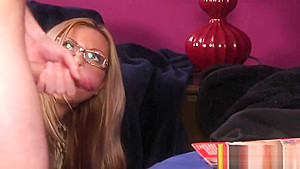 Slutty babe gets jizz shot on her face sucking all the juice