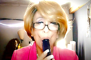 Smoking milf sissy
