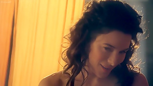 Spartacus Gods of the Arena E03 Paterfamilias Lucy Lawless and Jaime Murray