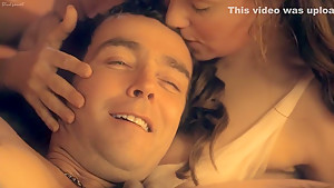 Spartacus Gods of the Arena E03 Paterfamilias Lucy Lawless and Jaime Murray