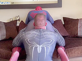 Spider Man - Sucking Off Wilson Micael