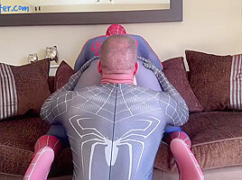 Spider Man - Sucking Off Wilson Micael
