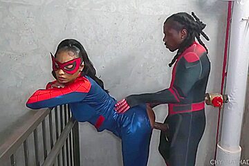 Spider Woman Gets Fuck Before Going To Save The Day
