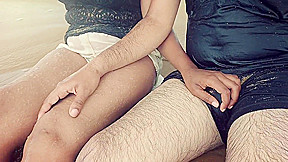 බච එකට වල එය දප සලලම Sri Lankan Couple Beach Sex Outdoor Fun Xxx