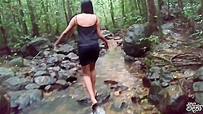 Sri Lankan In - Public Outdoor
