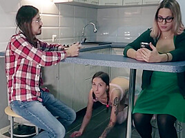 Stepsister Sucked Her Step brother Under Table While Stepmother Watches The Tape On Twitter