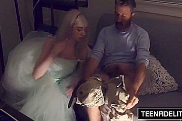 Steve Holmes and Lexi Lore in Vanilla 668