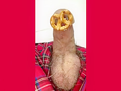 Sticky Mini-Pretzel