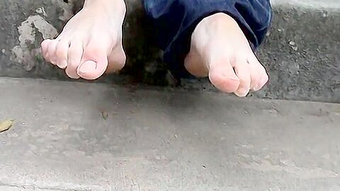 Str8 Boy Foot Show Outdoors - Ian Madrox