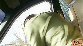 Stranded hottie Eveline Dellai fucks in the strangers car