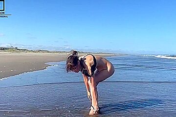 Strip And Dance On The Beach She Loves Utterly Stark Naked