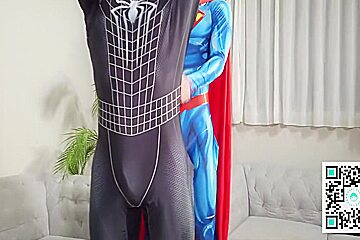 Superman And Extended Version 5 Min - Spider Man