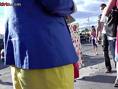 Sweet accidental upskirts of the unsuspecting girl