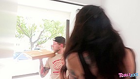 TGIRLS XXX Sexy Chloe Jordan Fucked The Pizza Guy