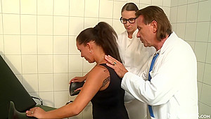 Tanned Czech Milf Kinky Medical Exam