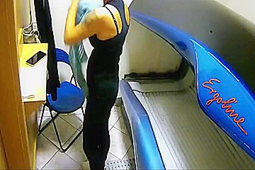 Tanning Salon 3