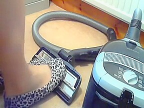 Teasing my vacuum cleaner