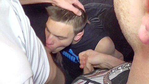 The Twxnk Kevin Ass Fucked By His 2 Straights Boys - CrunchFrenchBareback