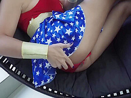 The Wonder Woman Gets A Anal Fuck With A Big Toy In Ass 7 Min With Mary Redqueen And Cesar Legionario