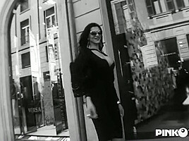 The first time of the incredible Raphaella Ferrari - Pinko TGirls