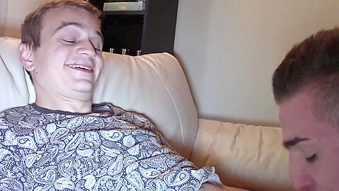 Threesome Sex Party With 3 Twinks In The Sofa - CrunchFrenchBareback