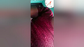 Today Exclusive-desi Mature Aunty Showing Her Boobs On Video Call 1