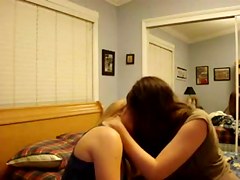 Toilet filmed a sexy vixen peeing
