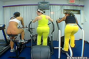 Training Natalia Woods and Sophia Castello's asses