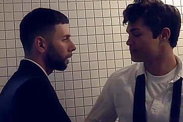 Twink Fuck Bareback His Colleague