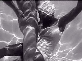 Under water sex retro