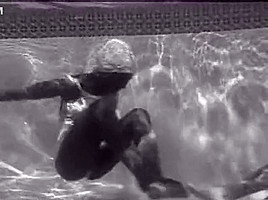 Under water sex retro