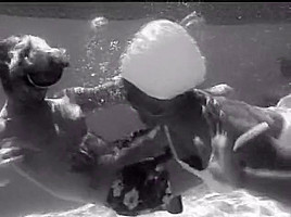 Under water sex retro