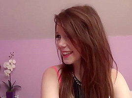 Une sexy putain adore baise in cul