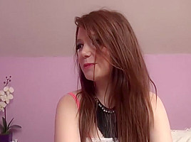Une sexy putain adore baise in cul
