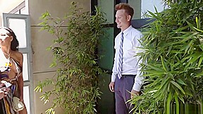 Unsatisfied Women Seduces Lucky Guy