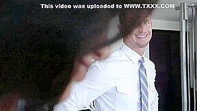Unsatisfied Women Seduces Lucky Guy